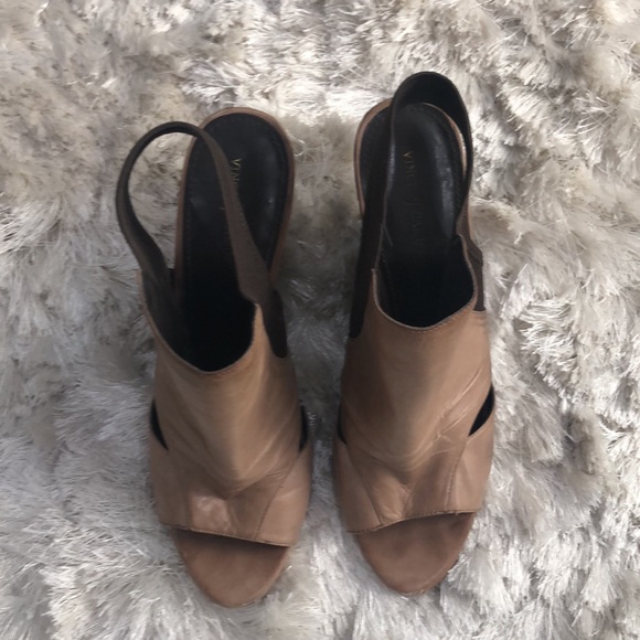 VINCE CAMUTO VADO Tan leather Wedge Sandal - Picture 8 of 15